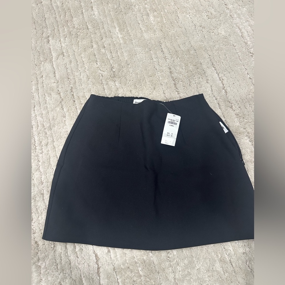 The A&F Scarlett Mini Skort-NWT